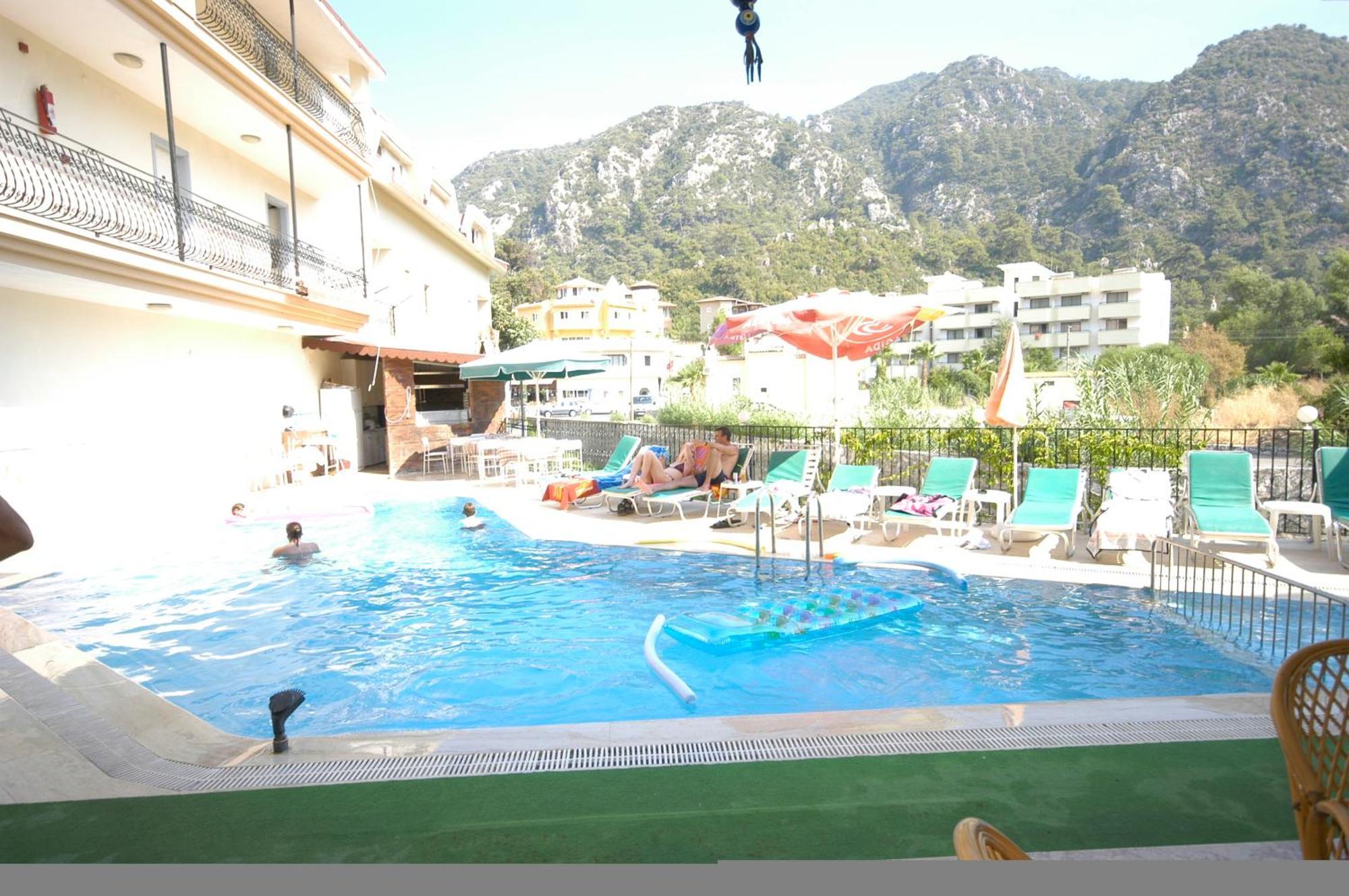 Ozlem 2 Apart Hotel Marmaris Exterior foto